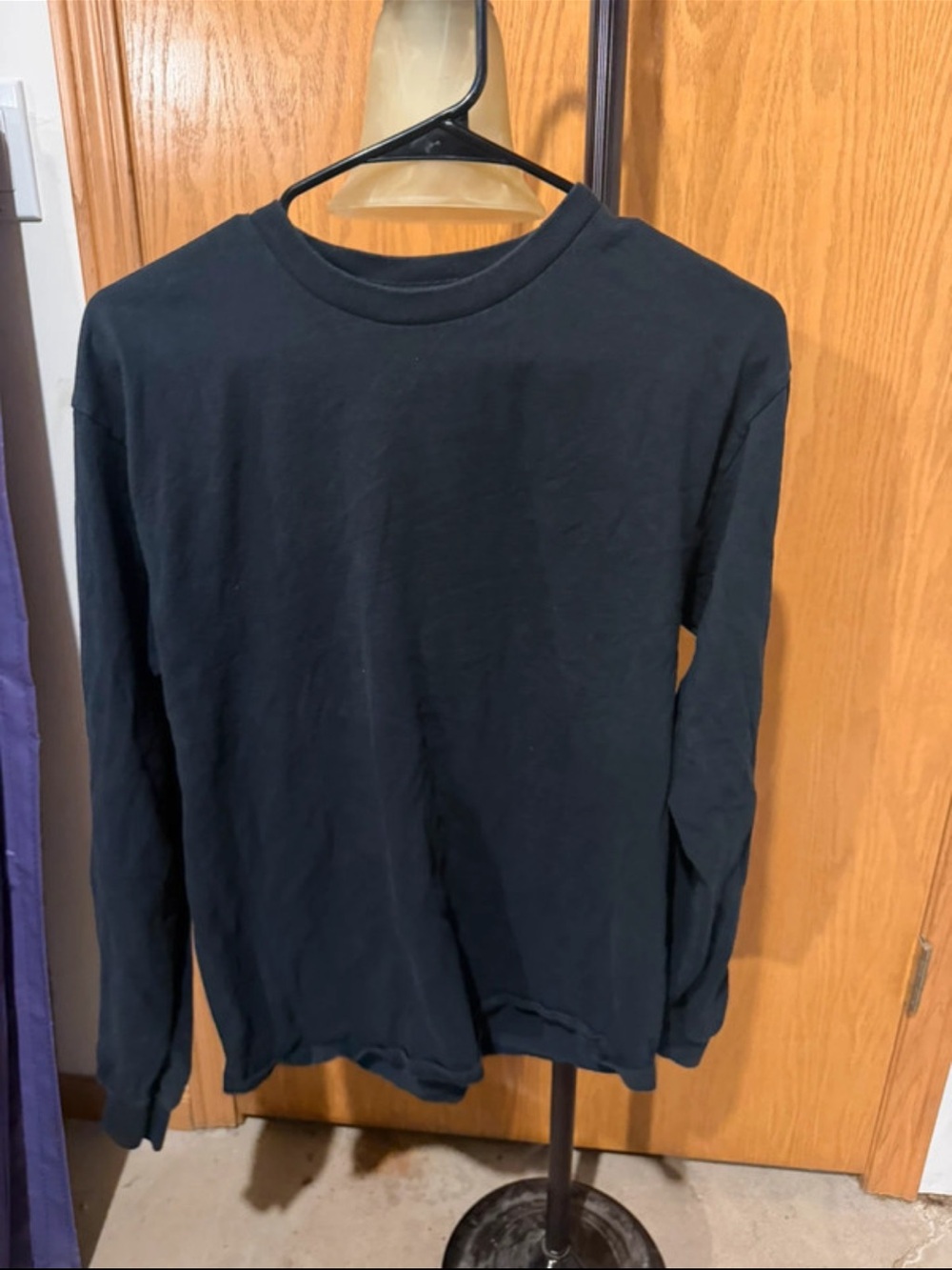 Gildan Black Long Sleeve Crewneck Tee